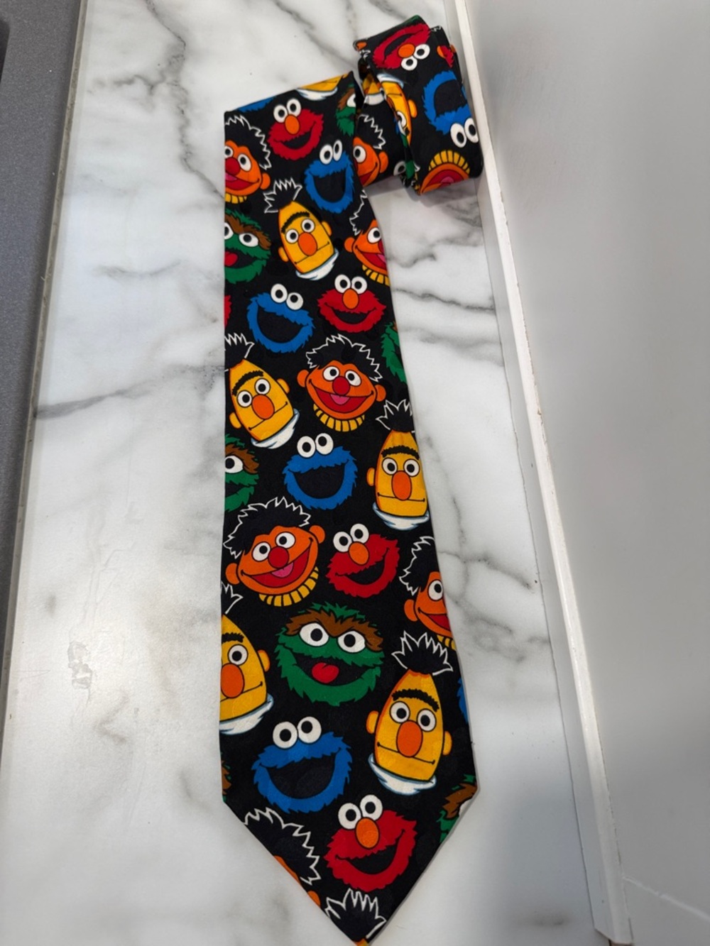 Sesame Street Colorful Character Tie